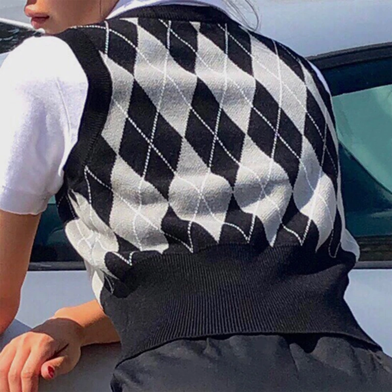 

Women Multicolor Argyle Plaid Knitted Vest V-Neck Slim Sleeveless Crop Sweater