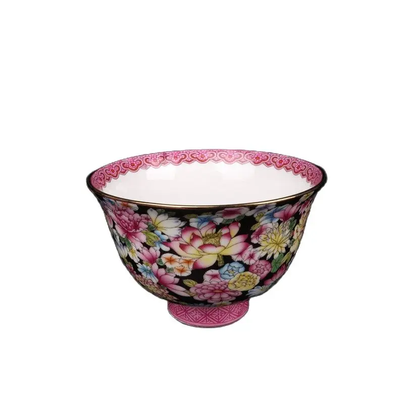 

Chinese Old Porcelain Qianlong Black Earth Colorful Small Single Cup