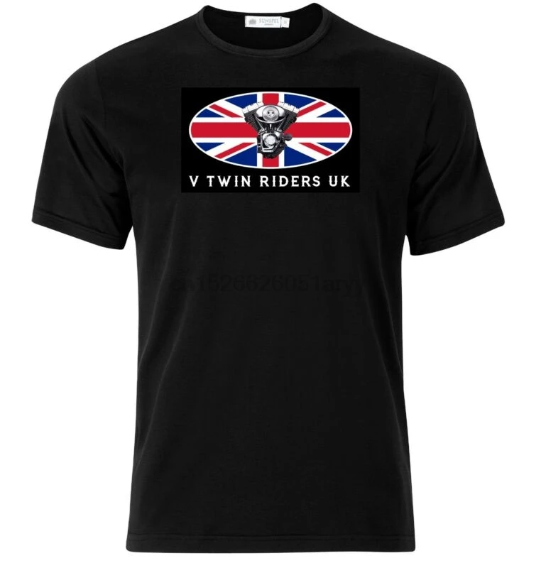 Футболка с треугольным вырезом| |