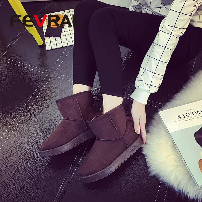 

FEVRAL 2022 Woman Winter Shoes Couple Snow Boots Warm Fur Inside Antiskid Bottom Ankle Boots Keep Warm Mother Casual Boots