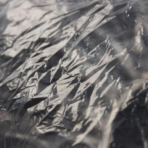 

100pcs disposable and clear hair salon spa shower caps.