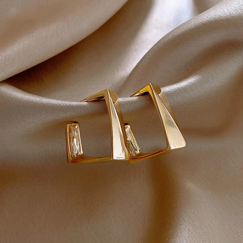 

2021 New Fashion Korean Jewelry Irregular Metal Square Earrings for Women Retro Hip Hop Party Girl Unusual Pendant Earrings