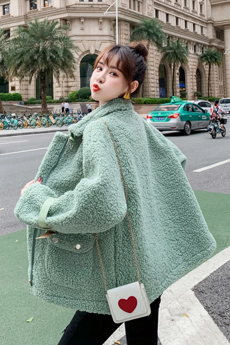 

Thick imitation lamb fur coat for women autumn and winter