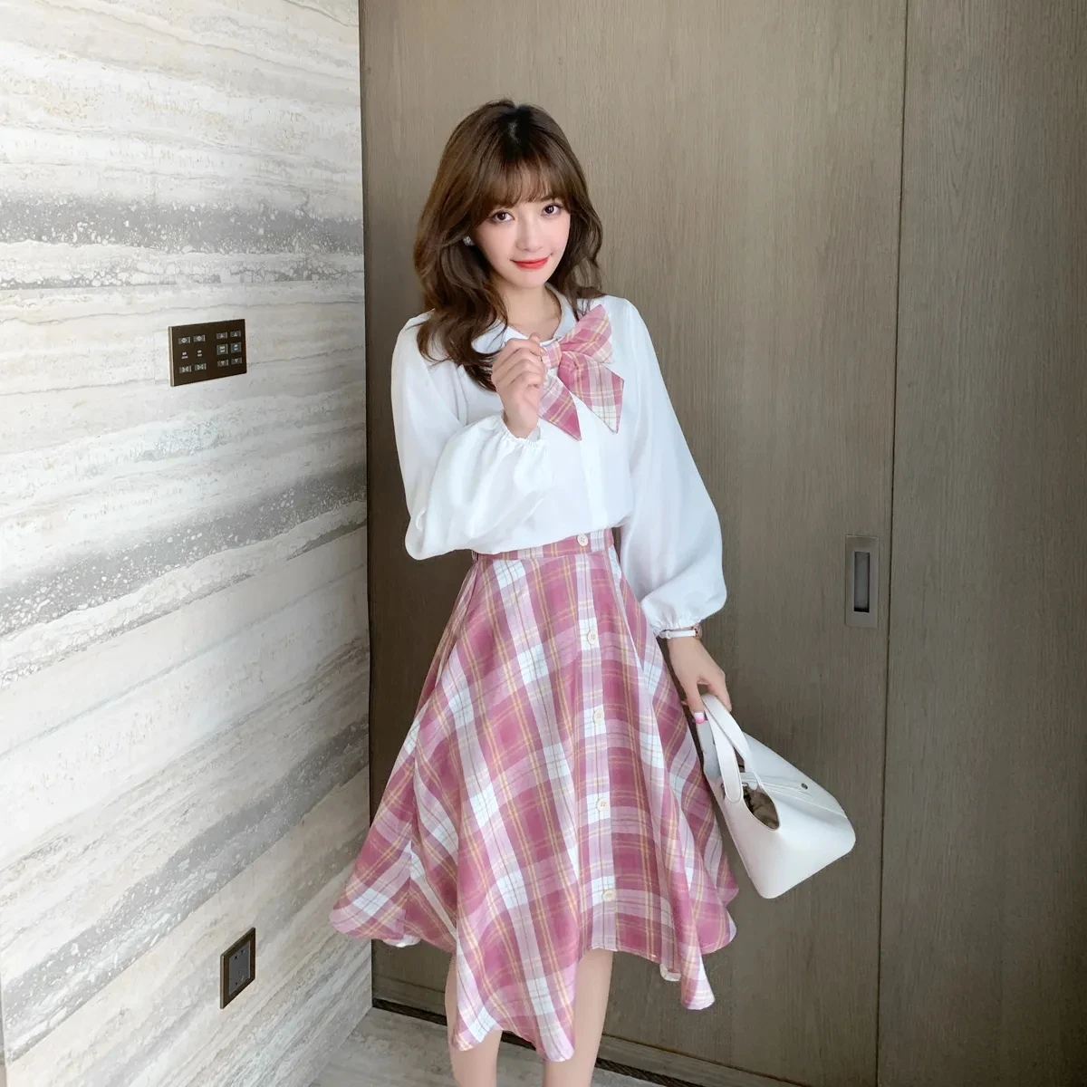 Японский костюм JK из двух предметов белая рубашка с коротким рукавом + клетчатая