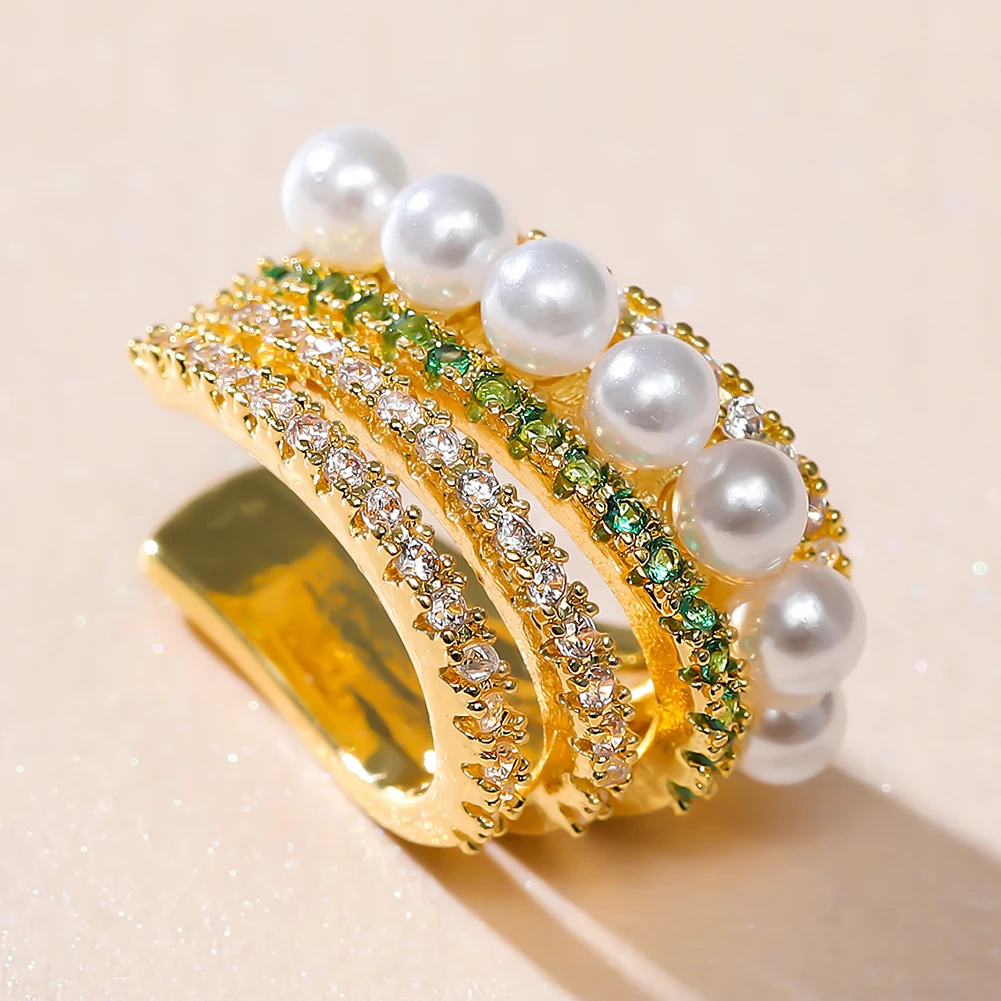 

Luxury Temperament Gold Color One-Piece Pearl Earring Inlay Sparkling Green White Zircon For Women Elegant Wedding Party Jewelry