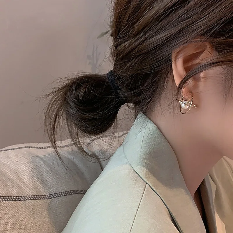 MWsonya New Design Metal Ball Hoop Earrings for Women Students Elegant Pearl Statement Geometric Brincos Party Jewelry | Украшения и