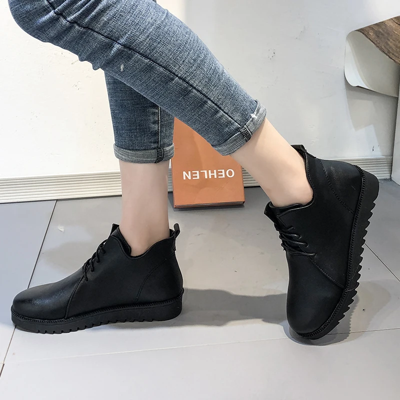 Модные ботинки на плоской подошве сезон осень-зима ботильоны из натуральной кожи