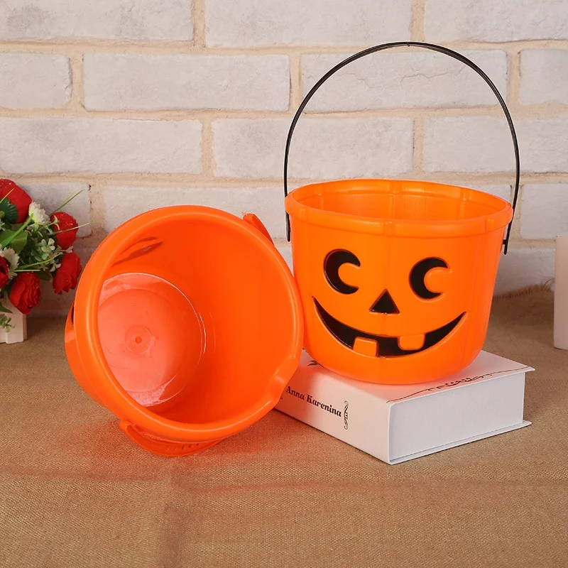 Пластмассовое ведро с ручкой для лица тыквы на Хэллоуин надписью Trick или Treat