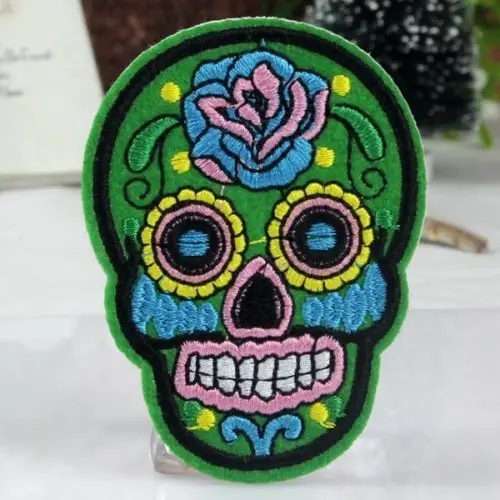 Вышитая ткань термоклейкая нашивка пришивная аппликация Череп винтажная сделай