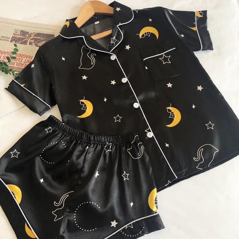 

Пижама атласная Женская шелковая пижама для женщин домашняя одежда с принтом ночной Звезды Луны комплект пижамы Verano Mujer 2020 домашний костюм ...