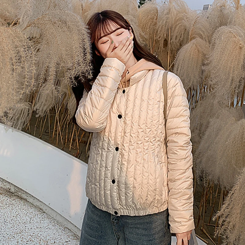 Женская куртка с воротником-стойкой зимнее короткое приталенное пальто оверсайз