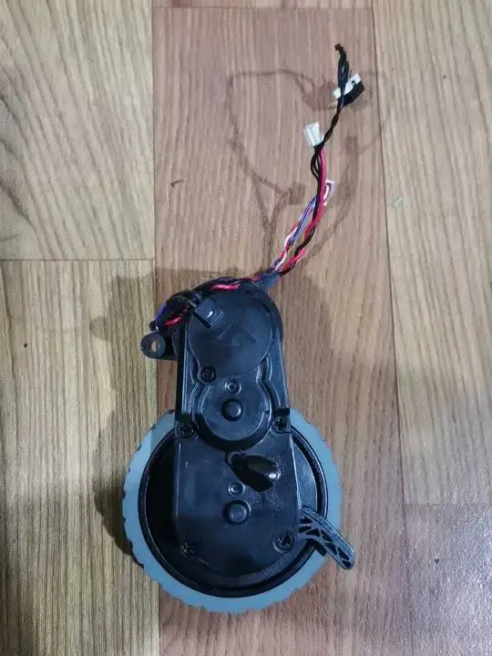 1 шт. аксессуары для подметальных роботов левые или правые приводные колеса Для