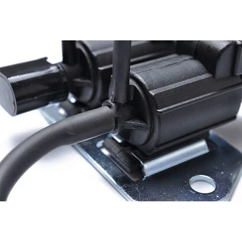 

OE 8657A031 Clutch Control Solenoid Valve for Mitsubishi Montero Pajero 4 IV