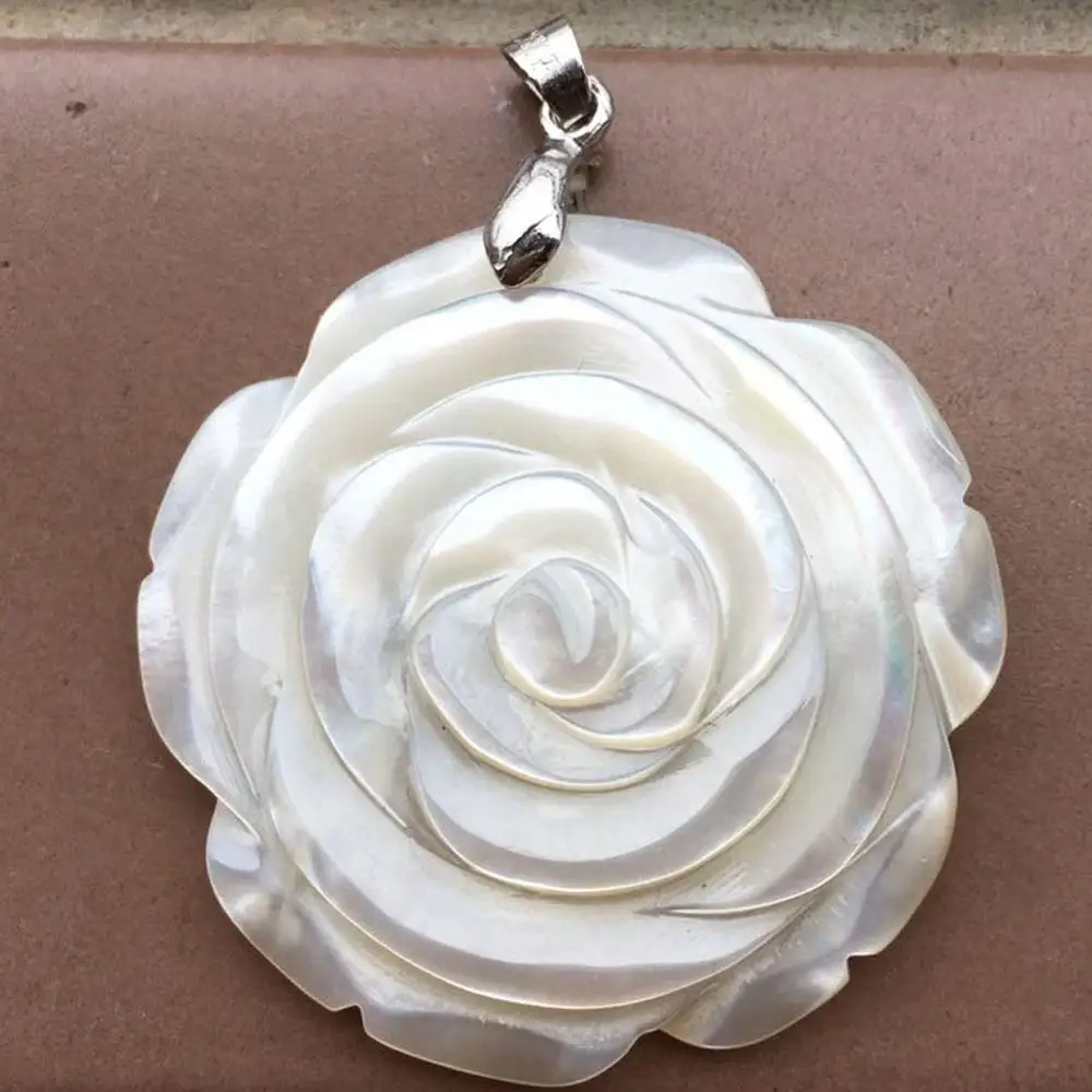 

Free shipping Fashion Jewelry White Mother of Pearl Shell Flower Art Pendant Bead MC9208