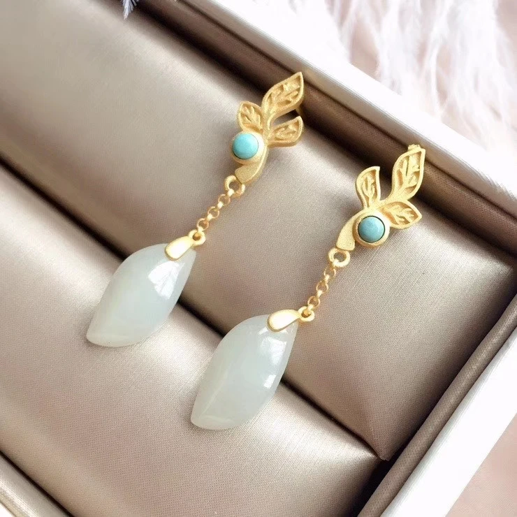 Женские серьги гвоздики KJJEAXCMY с инкрустированным натуральным белым нефритом