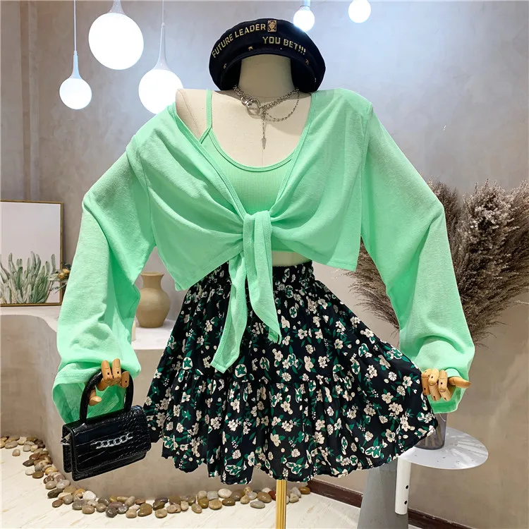 

women's floral skirt Suit 2021 Summer candy color age-reducing sunscreen Top + camisole + floral Skirt pants three-piece Female