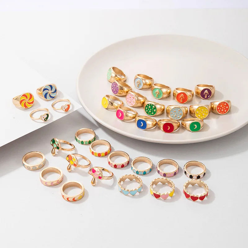 

Vintage Oil Glaze Colorful Butterfly Rings for Women Minimalist Heart Mushroom Round Flower Finger Ring Jewelry Accessories Gift