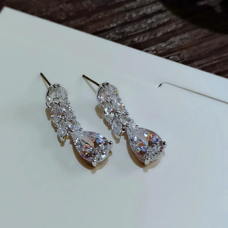 

Luxury Female Crystal Zircon Stone Earrings Fashion Silver Color Jewelry Vintage Elegant CZ Leaves Pendientes For Women Ladies