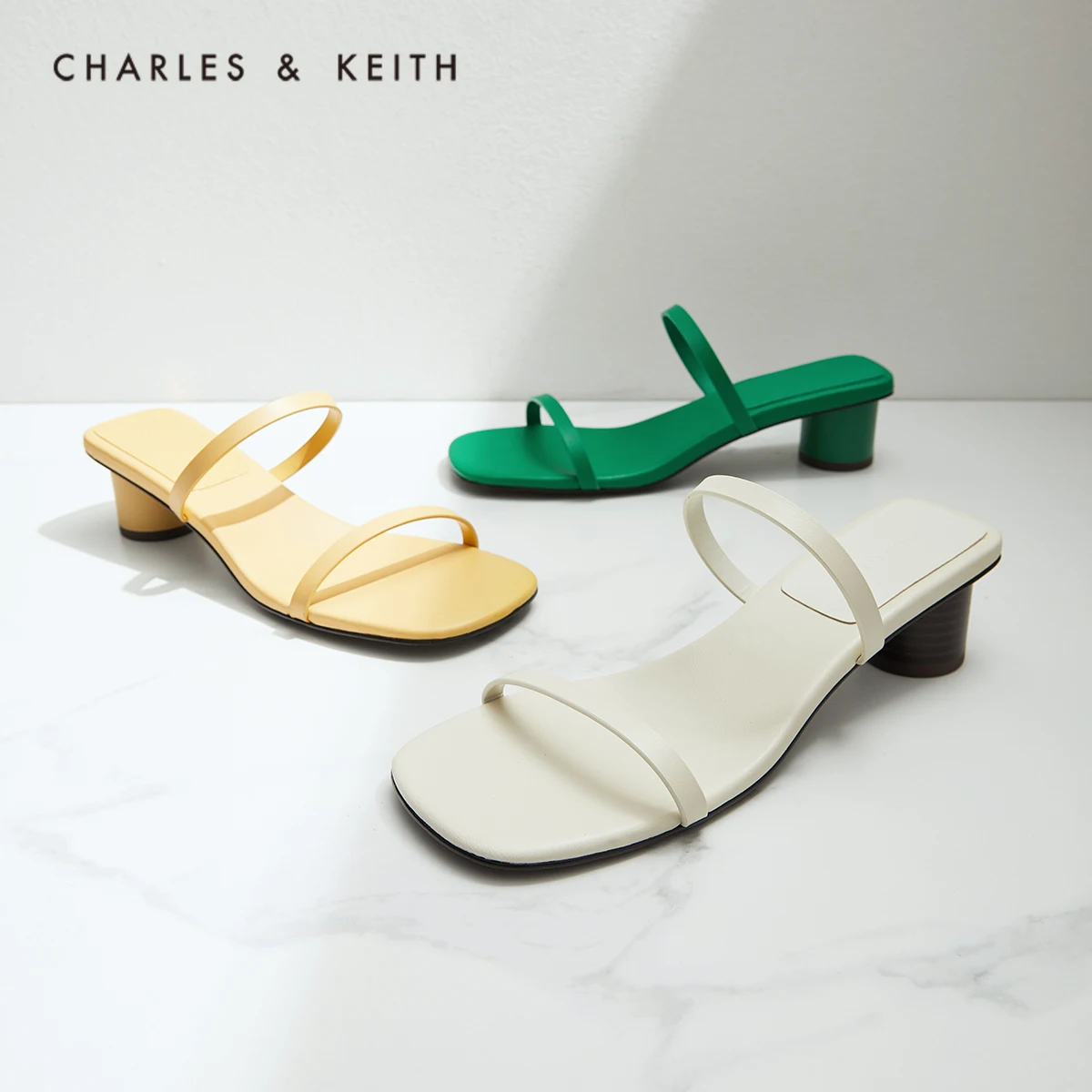 

CHARLES＆KEITH Новинка на летом 2021 CK1-60361359 Женские простые босоножки на среднем каблуке