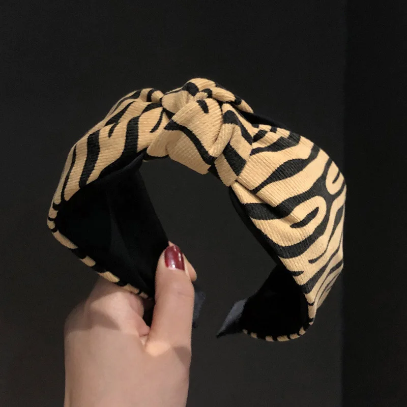 

Elastic Wide Women Headband Turban Retro Knotted Hair Hoop Girls Hair Accessories Fashion Lady Hair Band