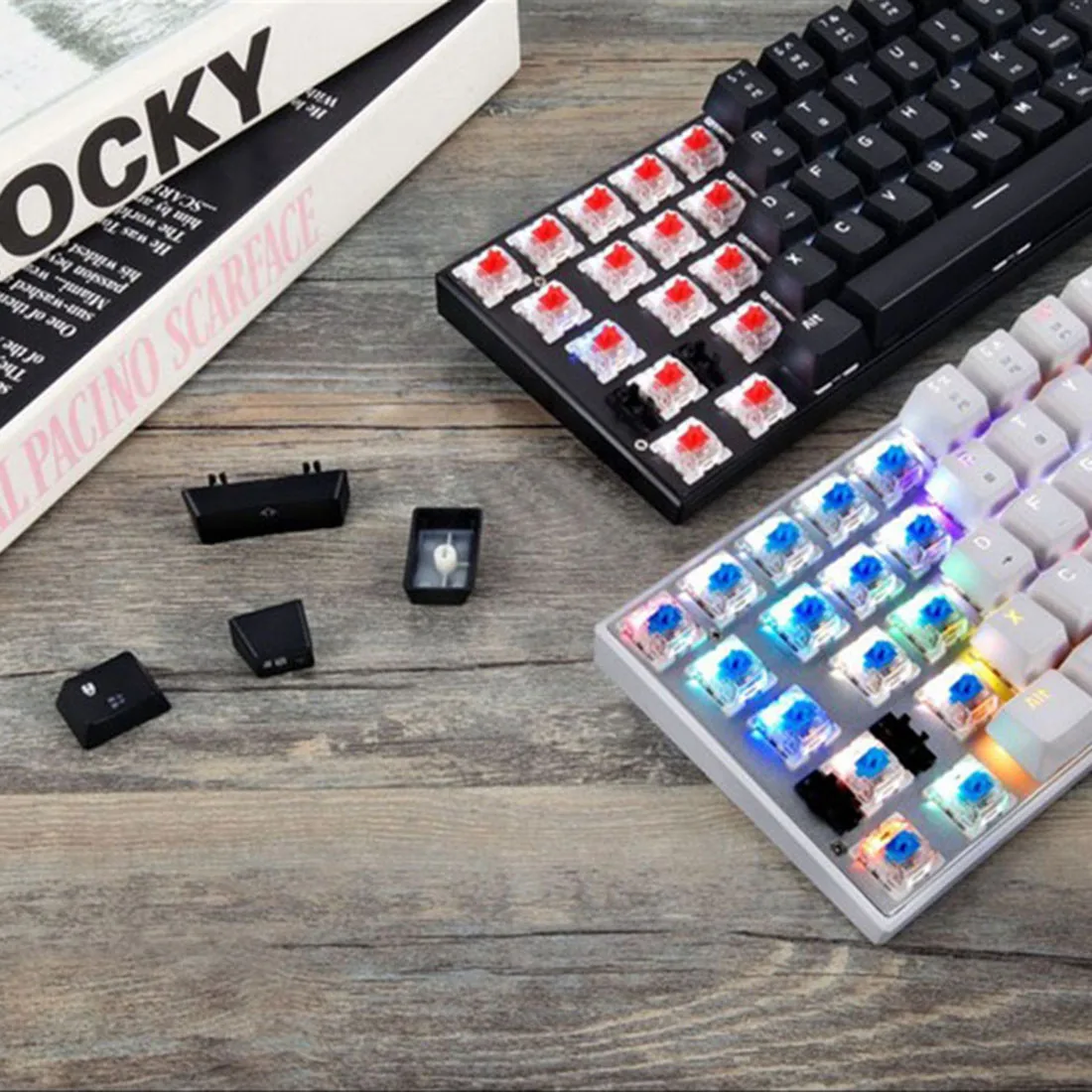 

61keys CK61 Wired Mechanical Gaming Keyboard RGB 61 Keys Bluetooth Keyboard For Desktop Notebook PC Smart Phone Iphone - Black