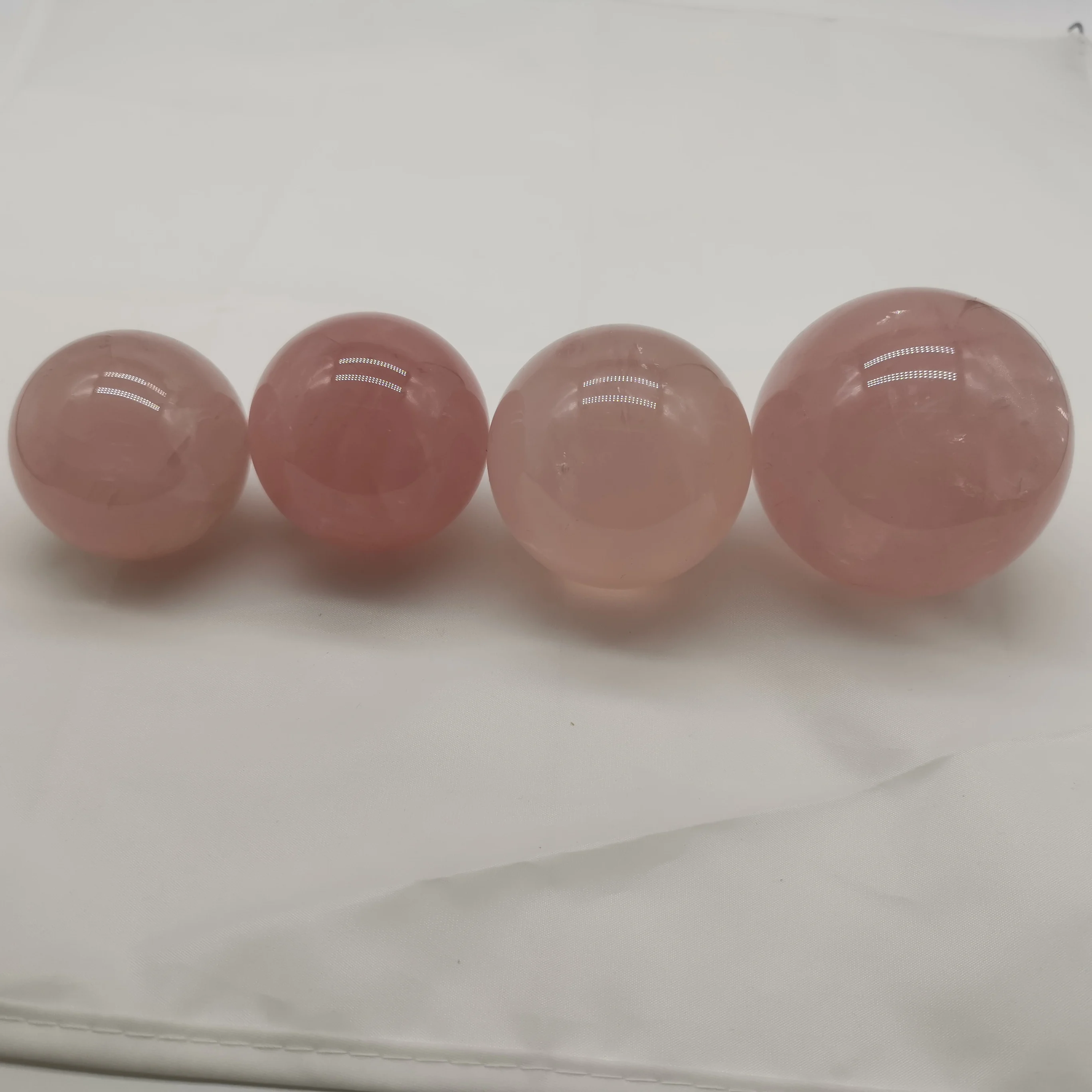 

Натуральный розовый кварц, кристалл, лечебный шар, сфера