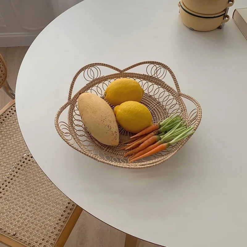 

Flower Rattan Storage Tray Food Basket Hand-Woven For Serving Breakfast Dinner Parties Coffee Photo Props Exquisite Supplies