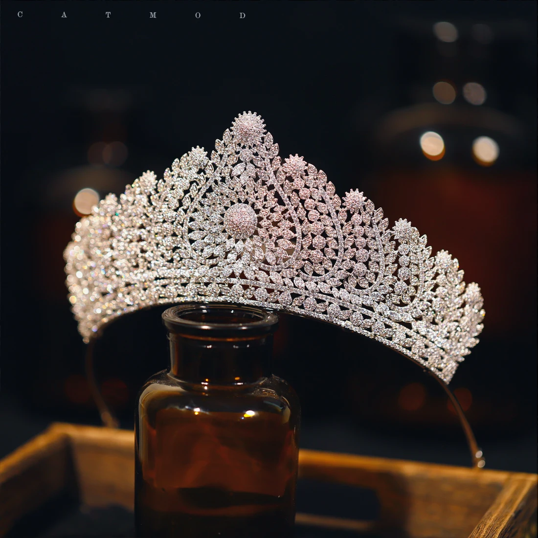 

European-Style High-End Heavy Industry Crown Atmospheric Zircon Micro-Inlaid Bridal Wedding Wedding Veil Accessories Crown