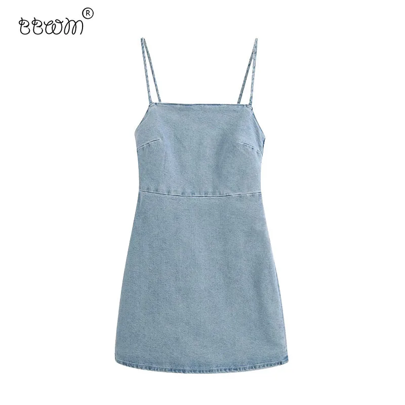 Женское джинсовое мини платье на бретельках повседневное винтажное с открытой