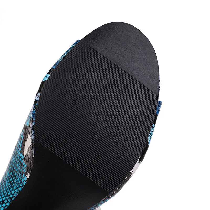 Женские ботинки со змеиным принтом Phoentin летние с открытым носком и пряжкой на