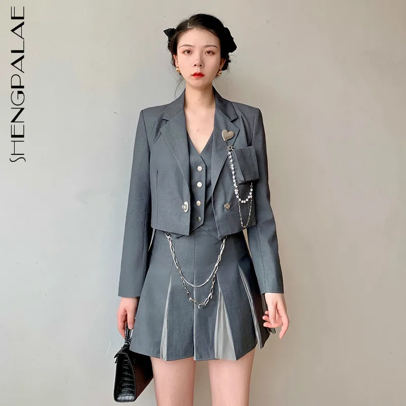

SHENGPALAE Fashion Chic Metal Chain Single Button Short Blazer And High Waist Pleated Contrast Color Mini Skirt For Women 5E3375