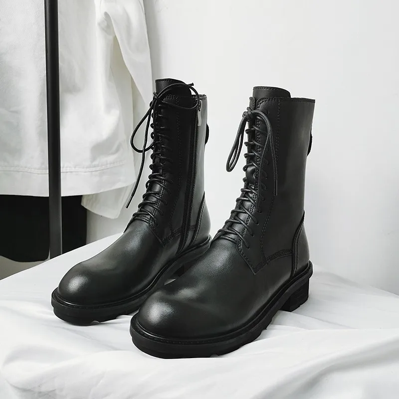 Женские ботинки из натуральной кожи с пряжкой в байкерском стиле сезон осень