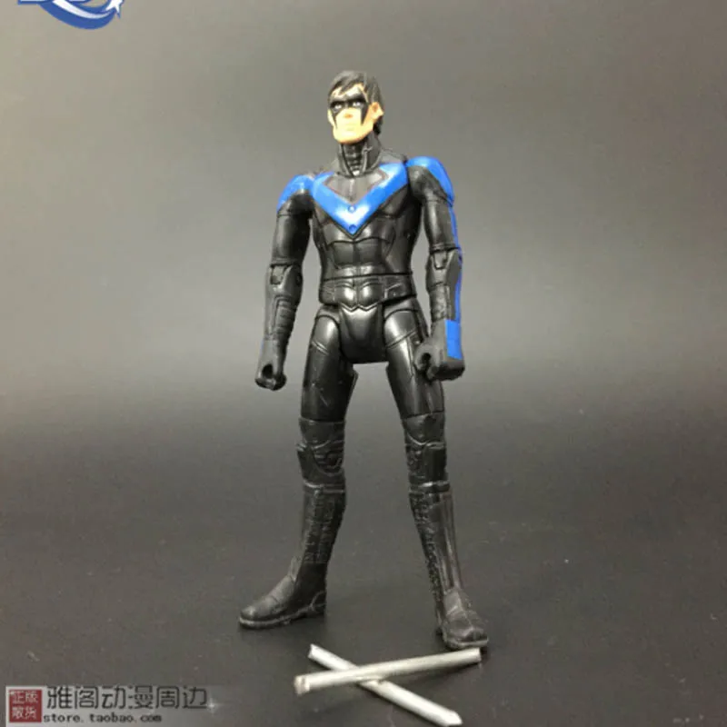 

Genuine DC Batman Batman Arkham City Nightwing Action Figure Collectible Model Toys Tabletop Ornament Birthday Gift 10.5cm