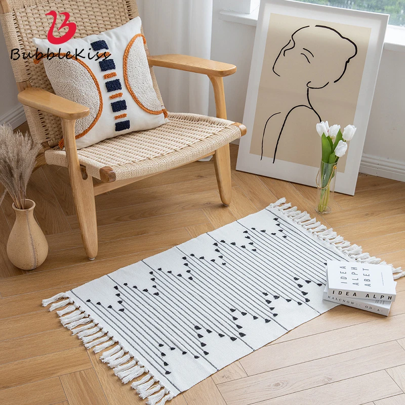

Bubble Kiss Hand-Woven Cotton Linen Carpets Black Tassel Area Rugs For Living Room Simple Home Foot Pad Bedside Decor Floor Mats