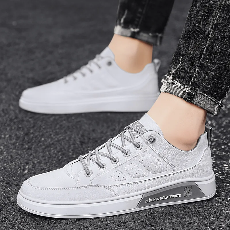 

New Men Casual Shoes PU Leather All Seasons Youth White Lace-up Leisure Flat Shoes Man Fashion Sneakers