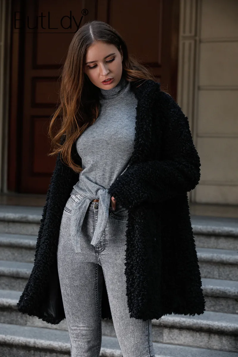 

Plush Stitching Lapel Black Long Coat Women Long Sleeve Wool Coat Women Solid Color Autumn Winter New Style Ladies Coats