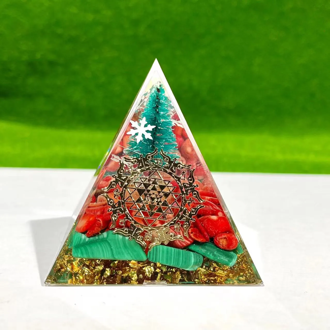 

Christmas Tree of Life Orgone Pyramid Crystal Energy Orgonite Pyramid Peridot Healing EMF Orgonite Chakra Reiki Meditaiton Tool