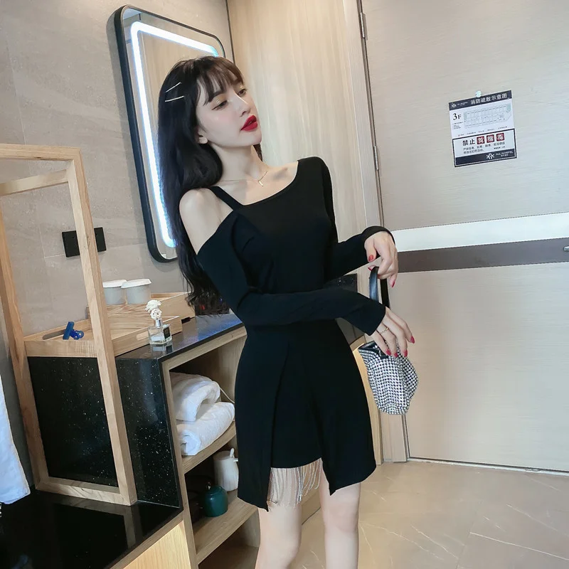 

Hong Kong Style Sexy Hot Girl Split Hip Chain Tassel Small Black Skirt Elegant Shoulder-Baring Strap Dress for Women Summer