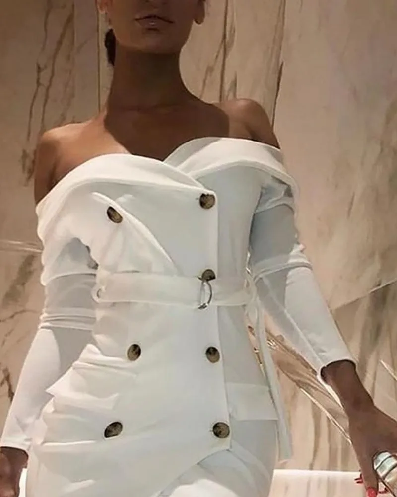 Однотонное двубортное платье блейзер с разрезом женское мини на пуговицах