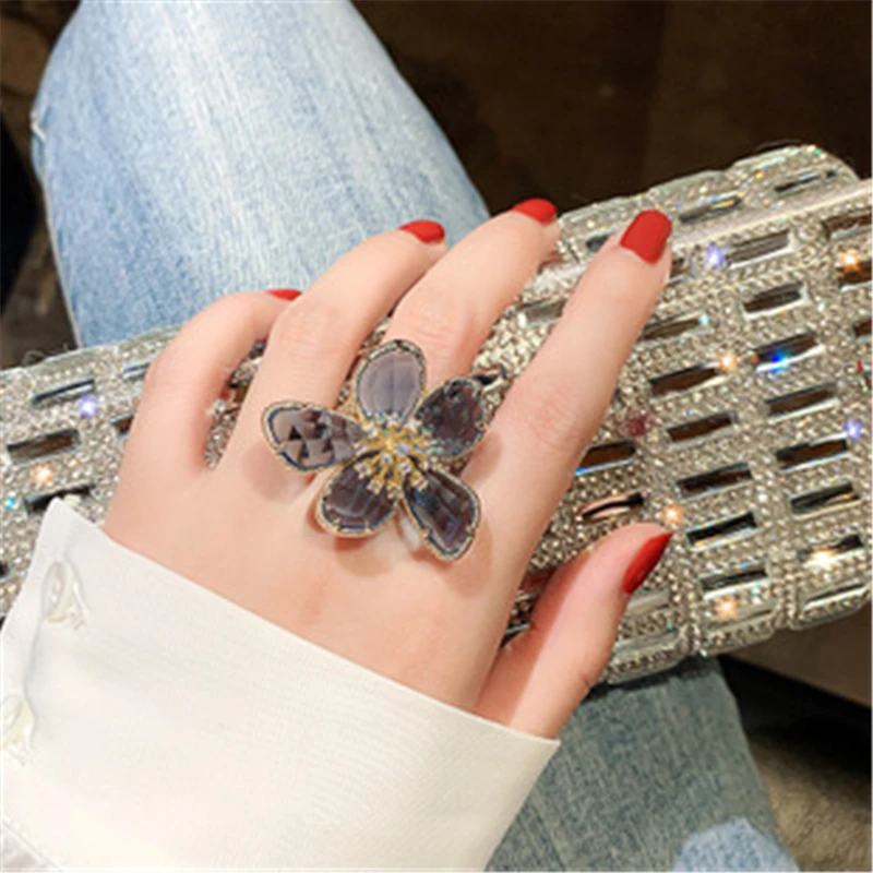 

olevo brand new product 2020 European and American personality exaggerated crystal flower ring femininity Korean fashion open ri