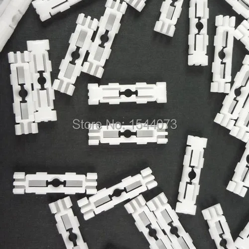 100 штук для VW MK2 GOLF JETTA PASSAT кровельные зажимы отделочная полоса молдинг желоба рейка 191853733A 31 мм * 8 мм 100 штук для VW MK2 GOLF JETTA PASSAT кровельные зажимы отделочная полоса молдинг желоба рейка 191853733A 31 мм * 8 мм