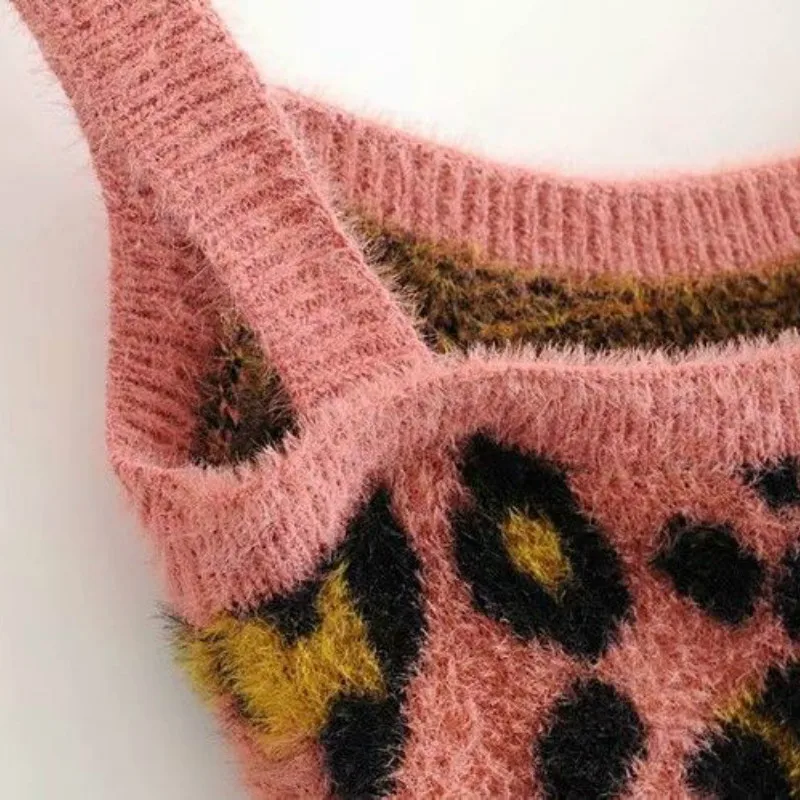 

Sexy Pink Leopard Elastic Knitting Camisole 2020 Spring Women Short Sleeveless Sweater Tank Tops Fashion Streetwear Tops Female