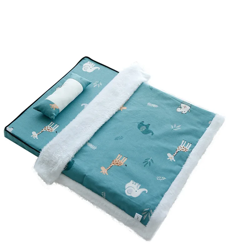 

Pet Blanket Breathable Comfortable Velvet Animal Cute Grid Vintage Cat Blanket Dog Mat