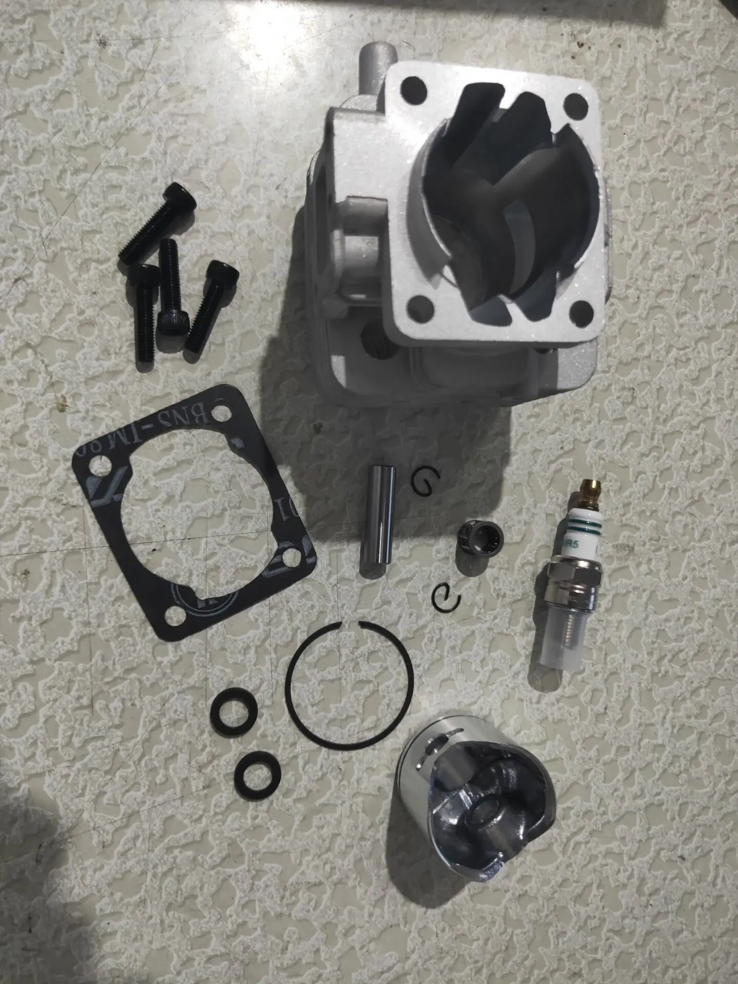 Набор головки цилиндра 30,5CC 4 болта для двигателей X-max Rovan Kingmotor Topspeed 1/5 Hpi Baja 5b 5t 5sc Losi Rc Car Parts.