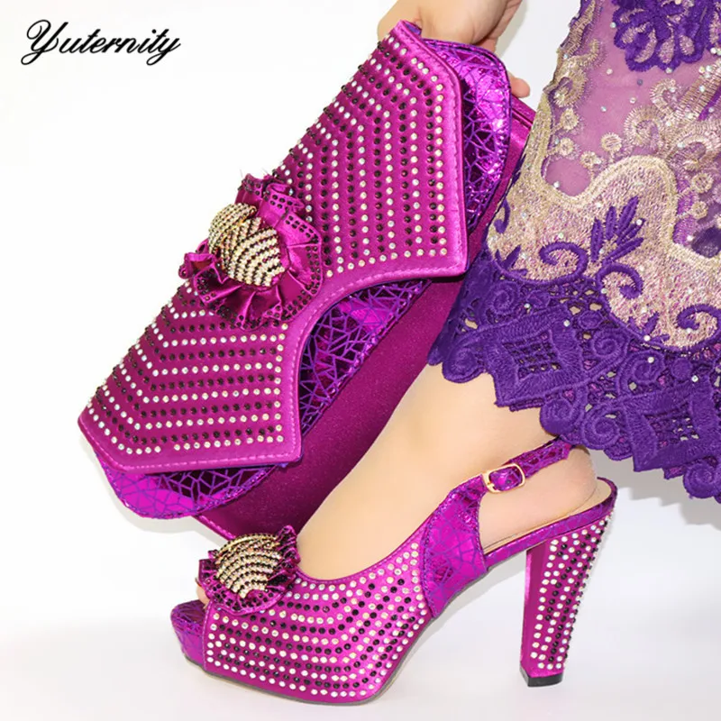 Новинка летний Красивый комплект из туфель на высоком каблуке с сумочкой в