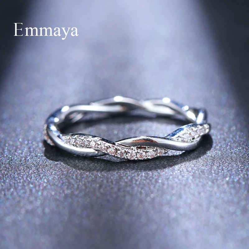 Новое поступление необычное посеребренное кольцо Emmaya с необычным кубическим