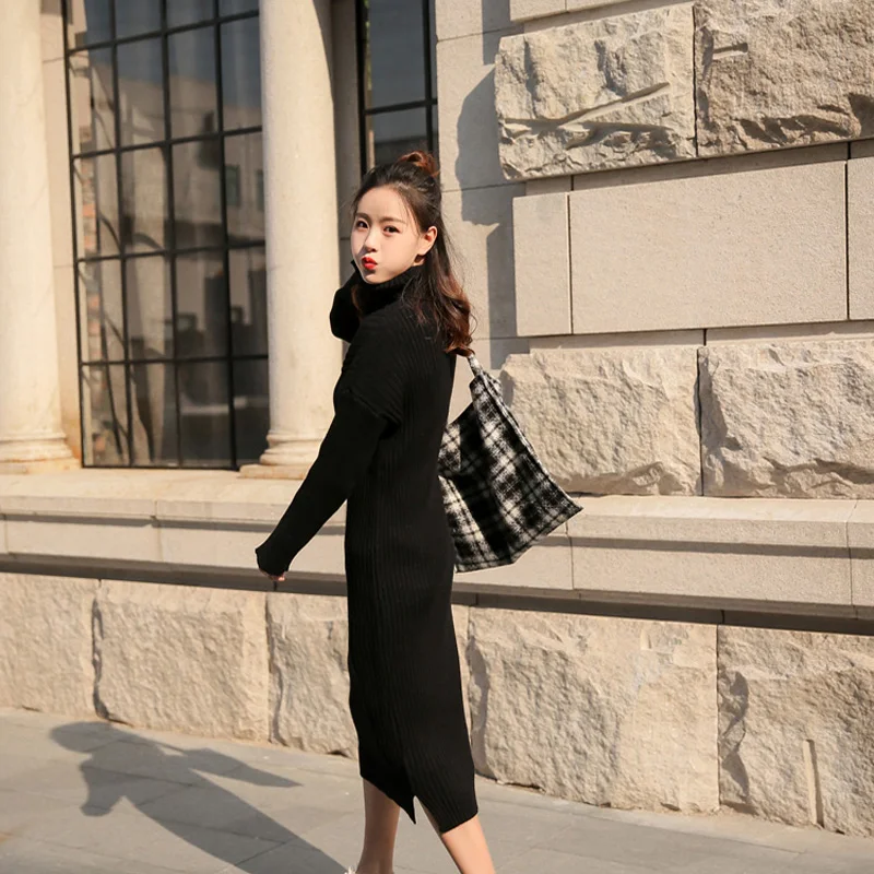 Теплый осенне-зимний женский длинный свитер с высоким воротником Женская