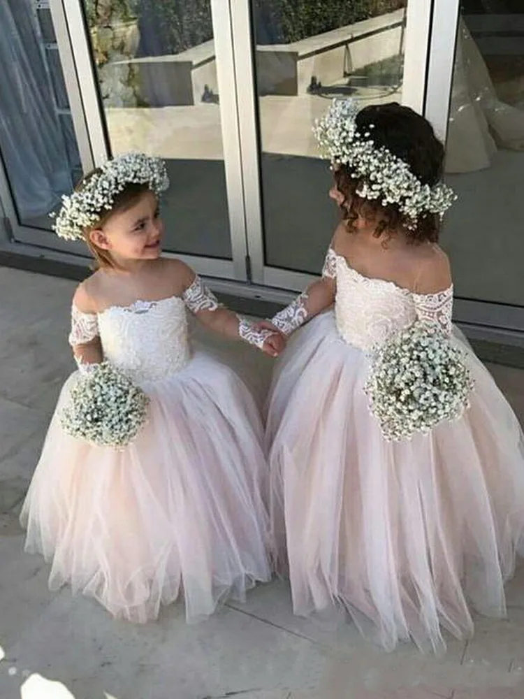 2020 романтические недорогие платья с открытыми плечами для девочек держащих