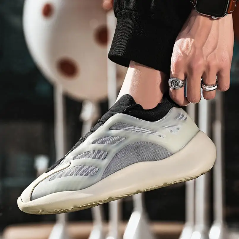 

New listing hot sale Spring and summer men Breathable running shoes Couples sports shoes G730-M730