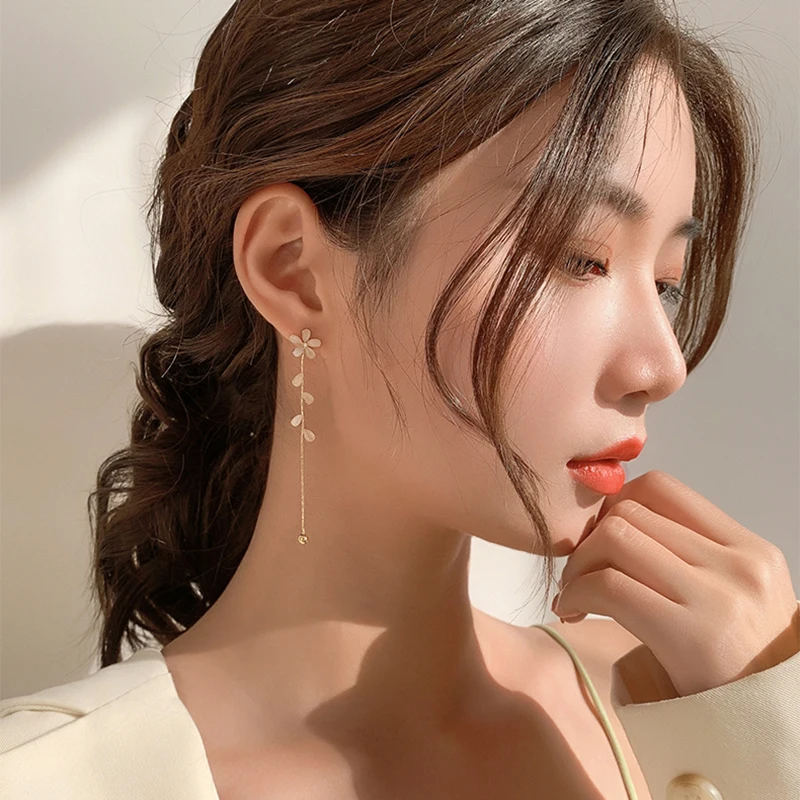 S925 игла корейская мода темперамент проложить опал в форме цветка с длинной